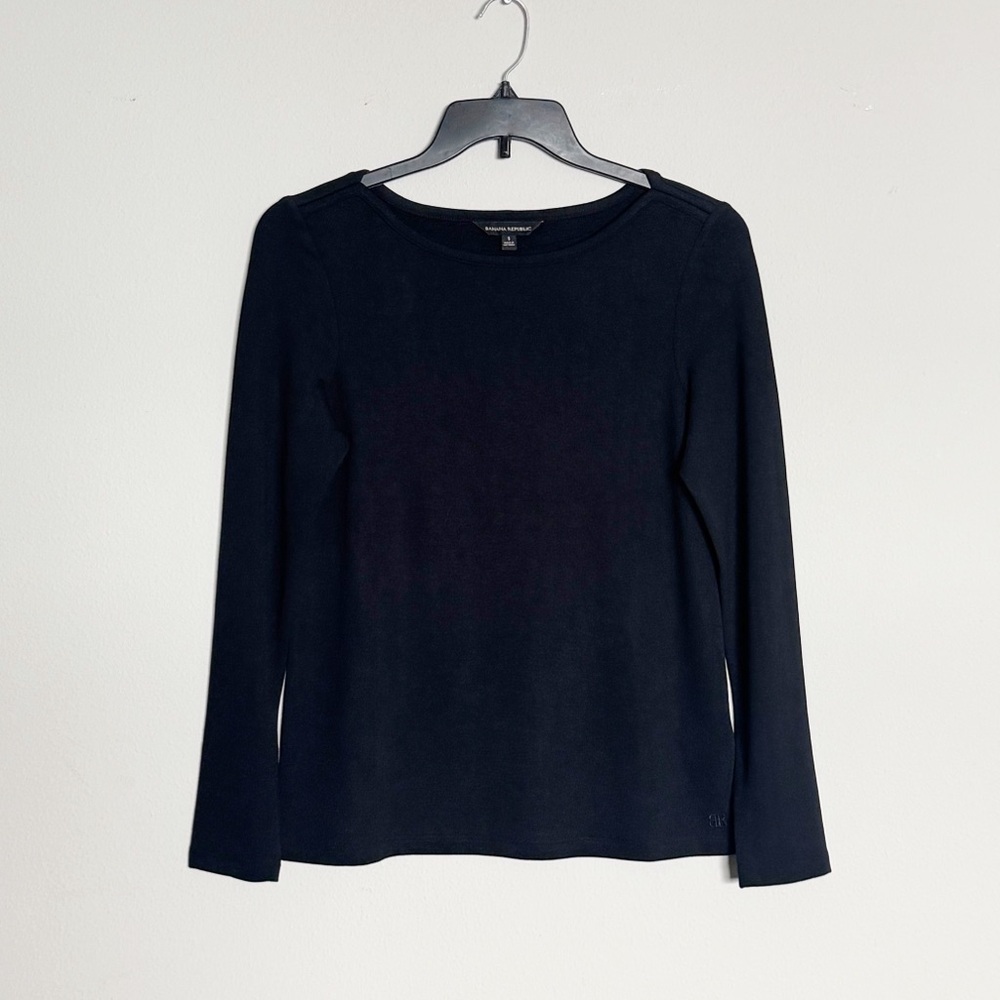 🌿Final Sale Banana Republic Thick Soft Black Shirt‎
